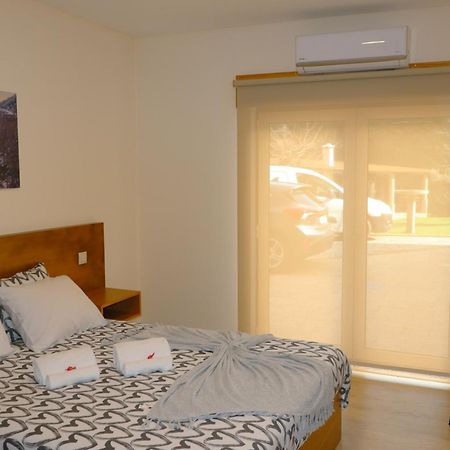 Bed and Breakfast Outeiro Do Moinho Campo do Geres Esterno foto