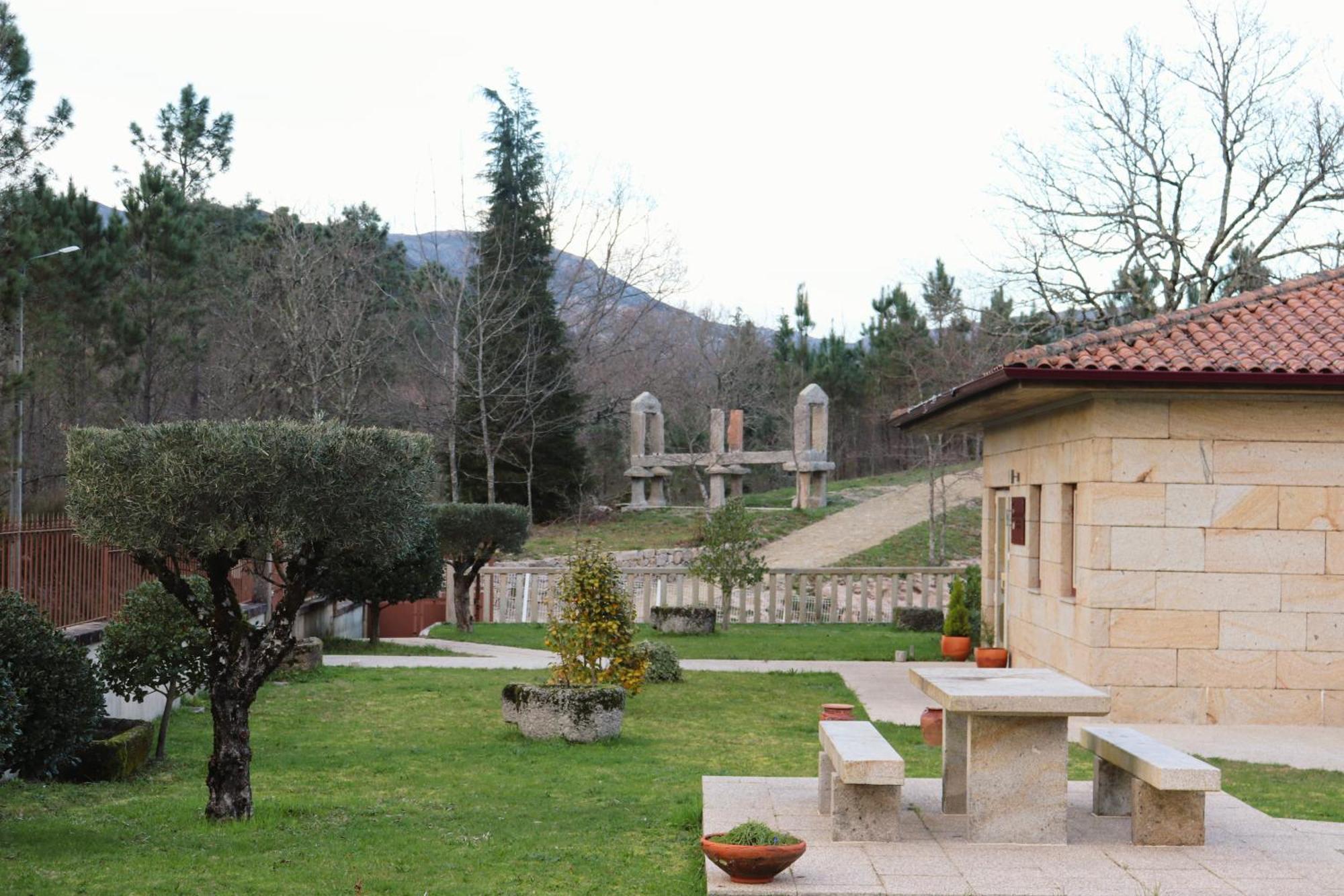Bed and Breakfast Outeiro Do Moinho Campo do Geres Esterno foto