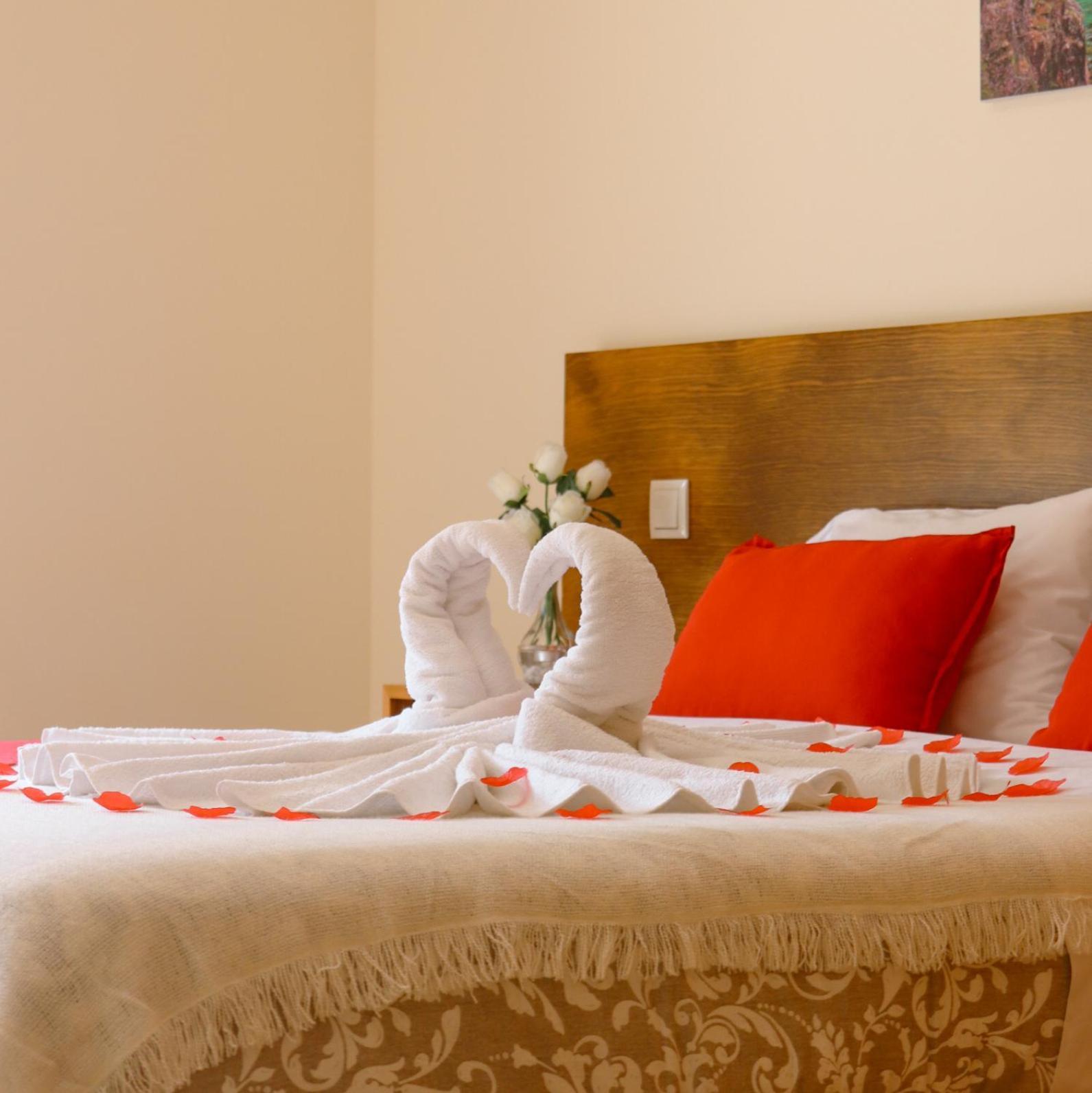Bed and Breakfast Outeiro Do Moinho Campo do Geres Esterno foto
